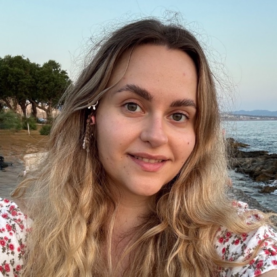 Anna Zheltova, Product Designer & Design Engineer